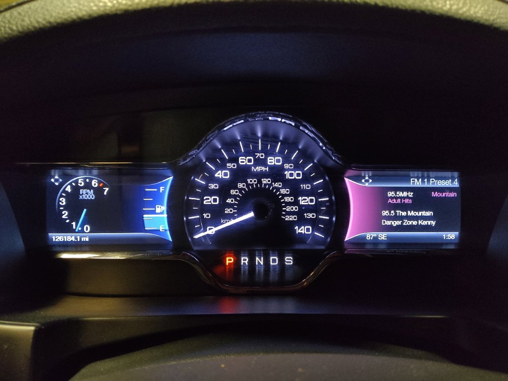 Used 2014 Lincoln MKS FWD image 23