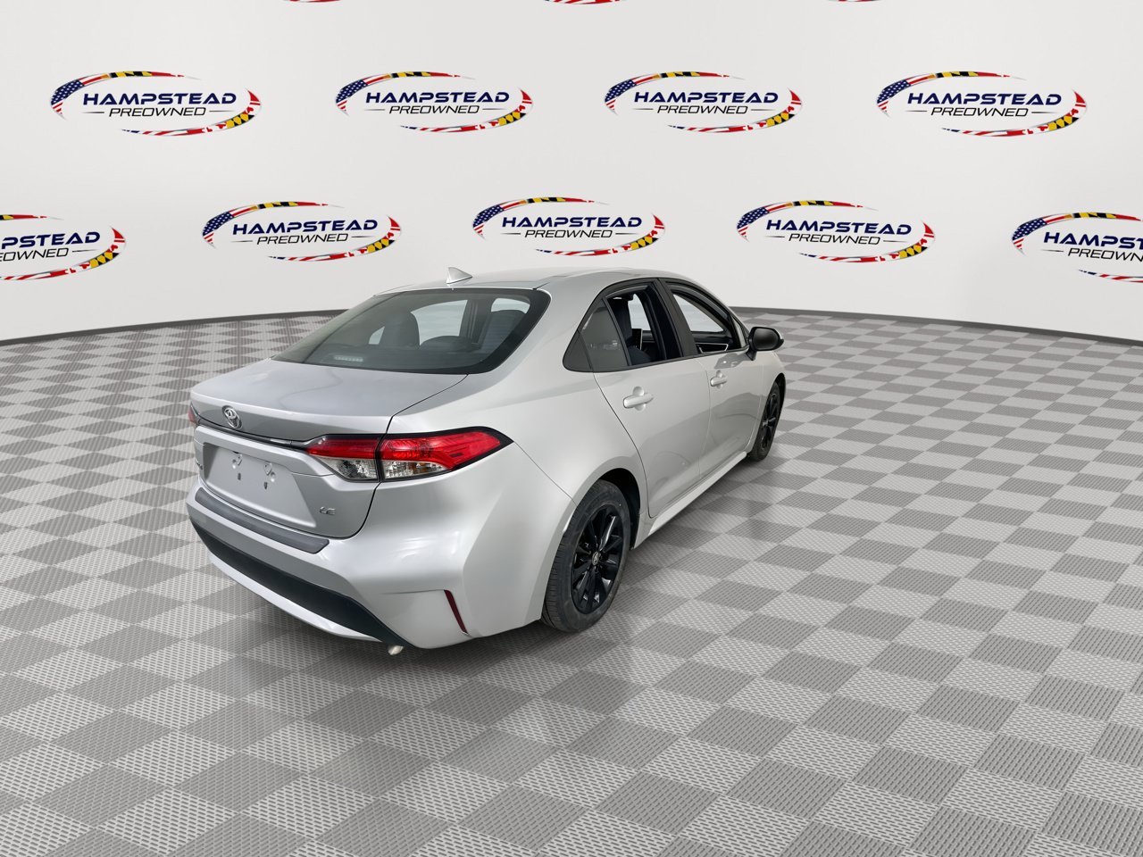 Used 2020 Toyota Corolla LE w/ LE Premium Package FWD image 9
