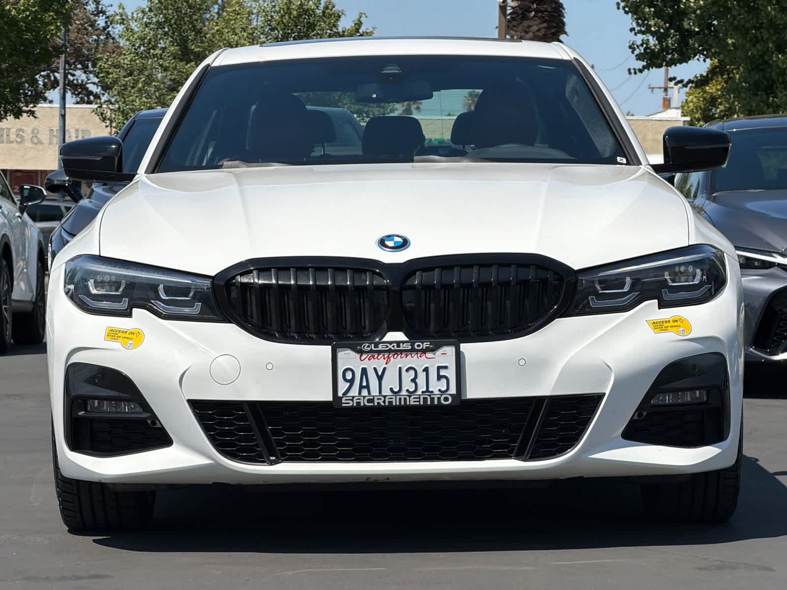 Used 2022 BMW 330e w/ M Sport Package RWD image 10