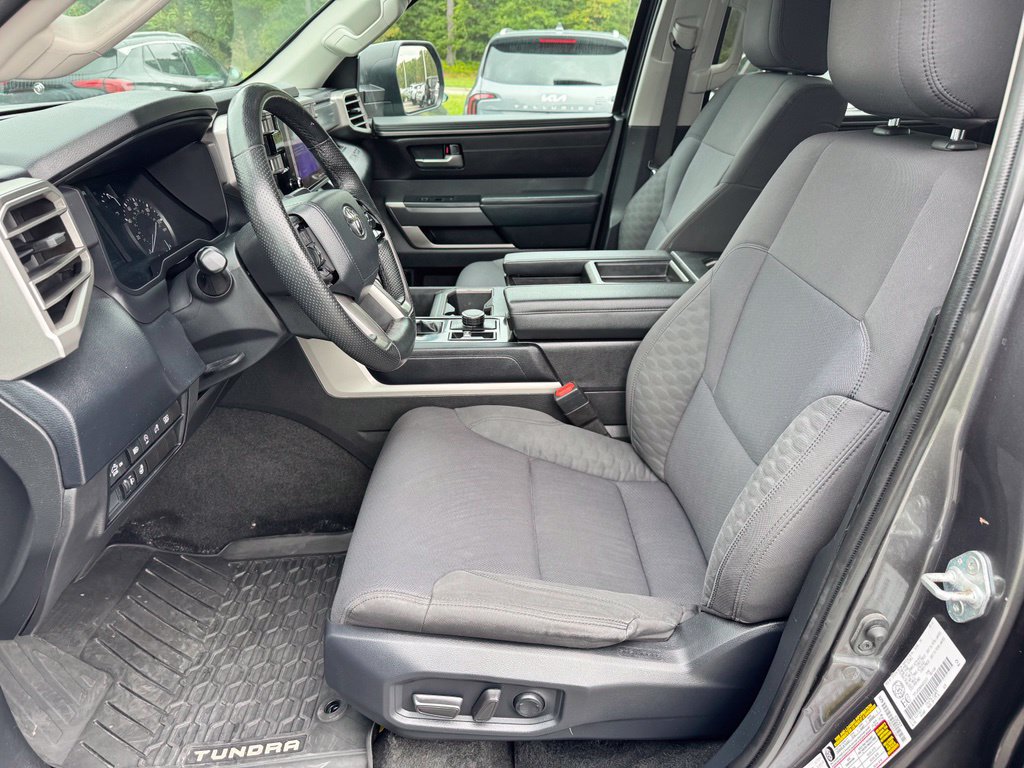 Used 2022 Toyota Tundra SR5 AWD/4WD image 12