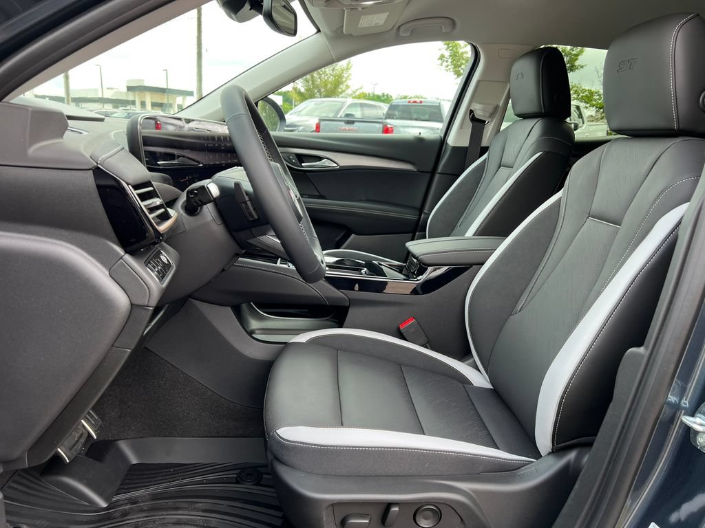 New 2026 Buick Envision Sport Touring AWD/4WD image 4