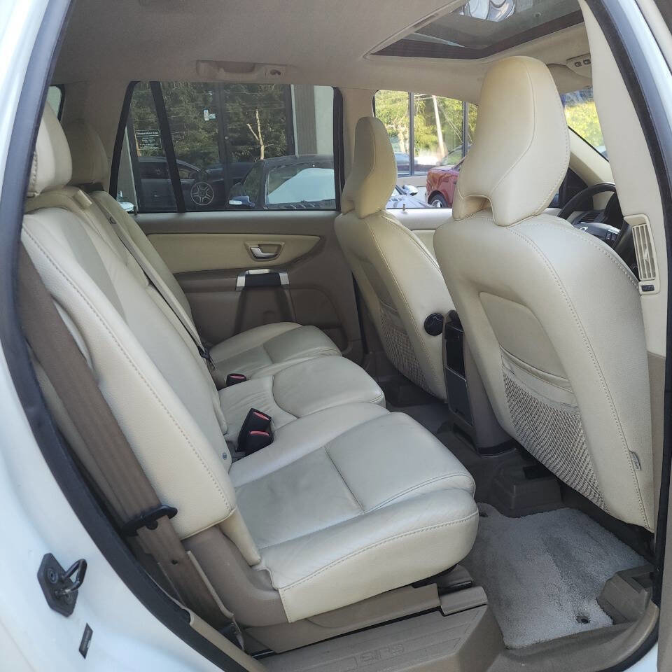 Used 2014 Volvo XC90 3.2 w/ Climate Package AWD/4WD image 10