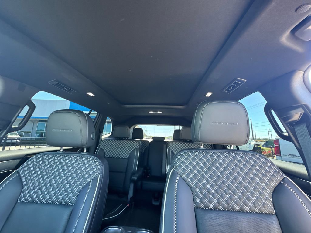 Used 2024 GMC Acadia Denali w/ Super Cruise Package FWD image 34