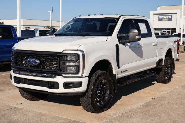 Used 2024 Ford F250 Lariat w/ Lariat Ultimate Package AWD/4WD image 3