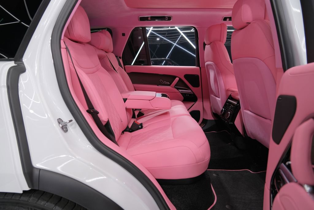 Used 2025 Land Rover Range Rover SE image 28