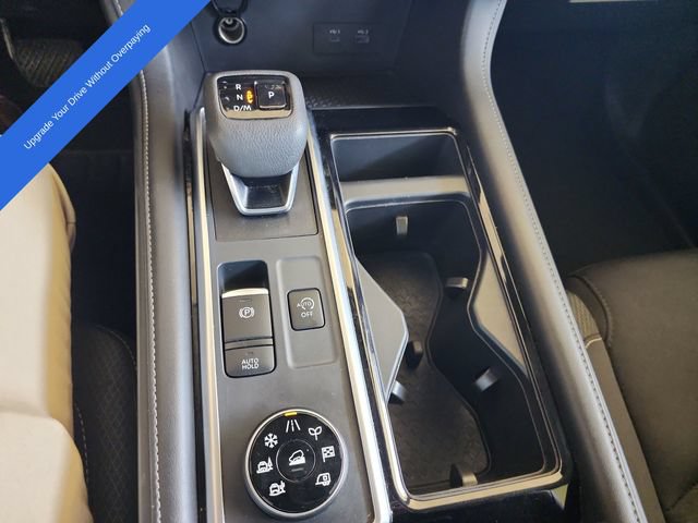 Used 2025 Nissan Pathfinder SV AWD/4WD image 19