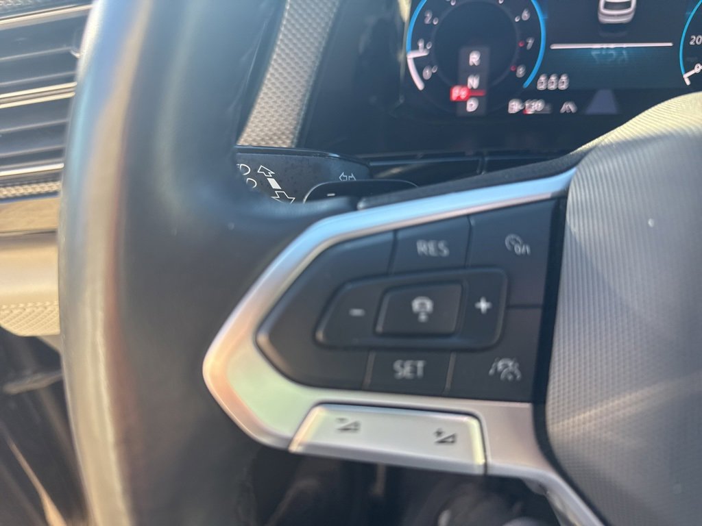 Certified 2024 Volkswagen Atlas Cross Sport SEL Premium R-Line image 22