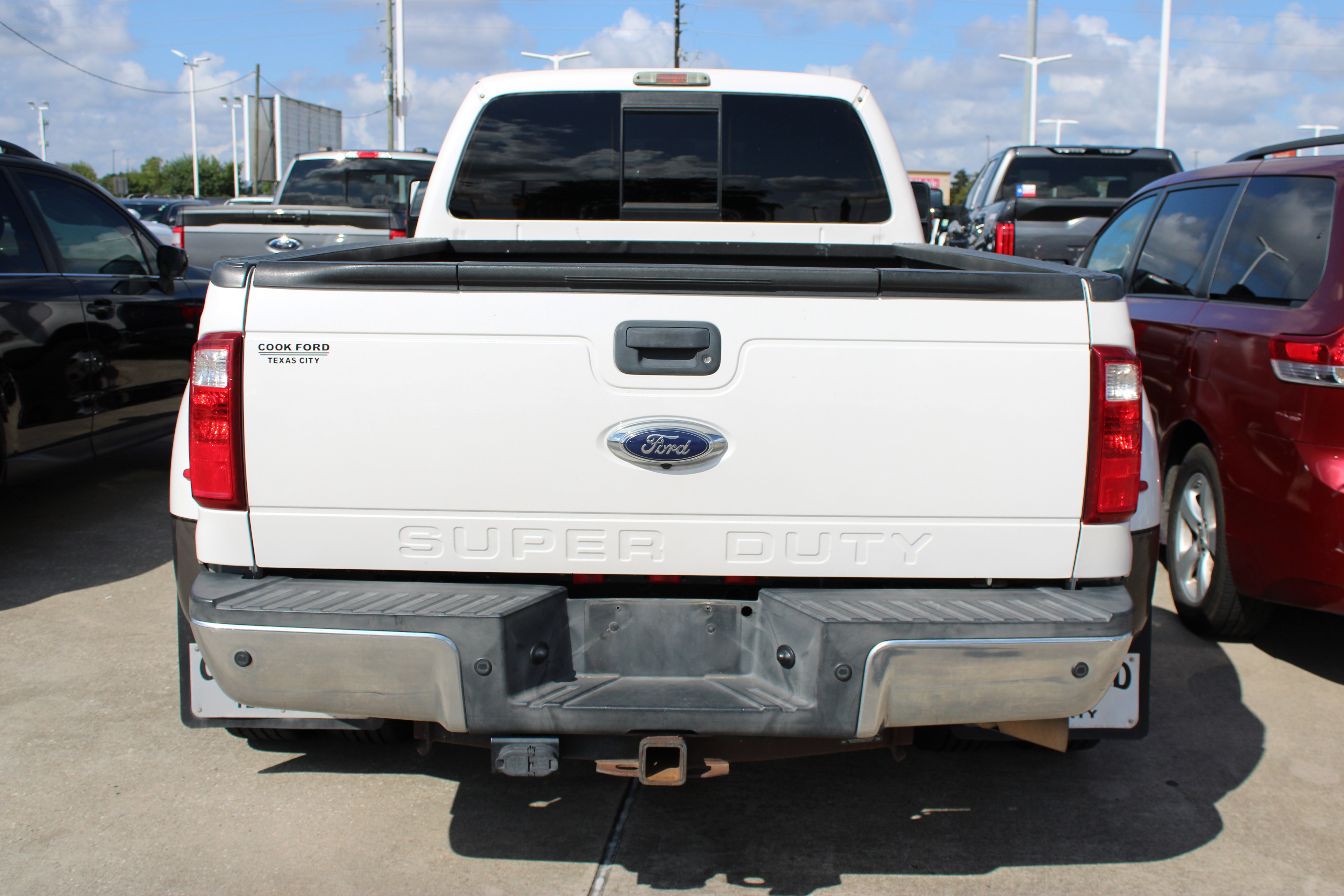 Used 2015 Ford F350 Lariat w/ Lariat Interior Package AWD/4WD image 7