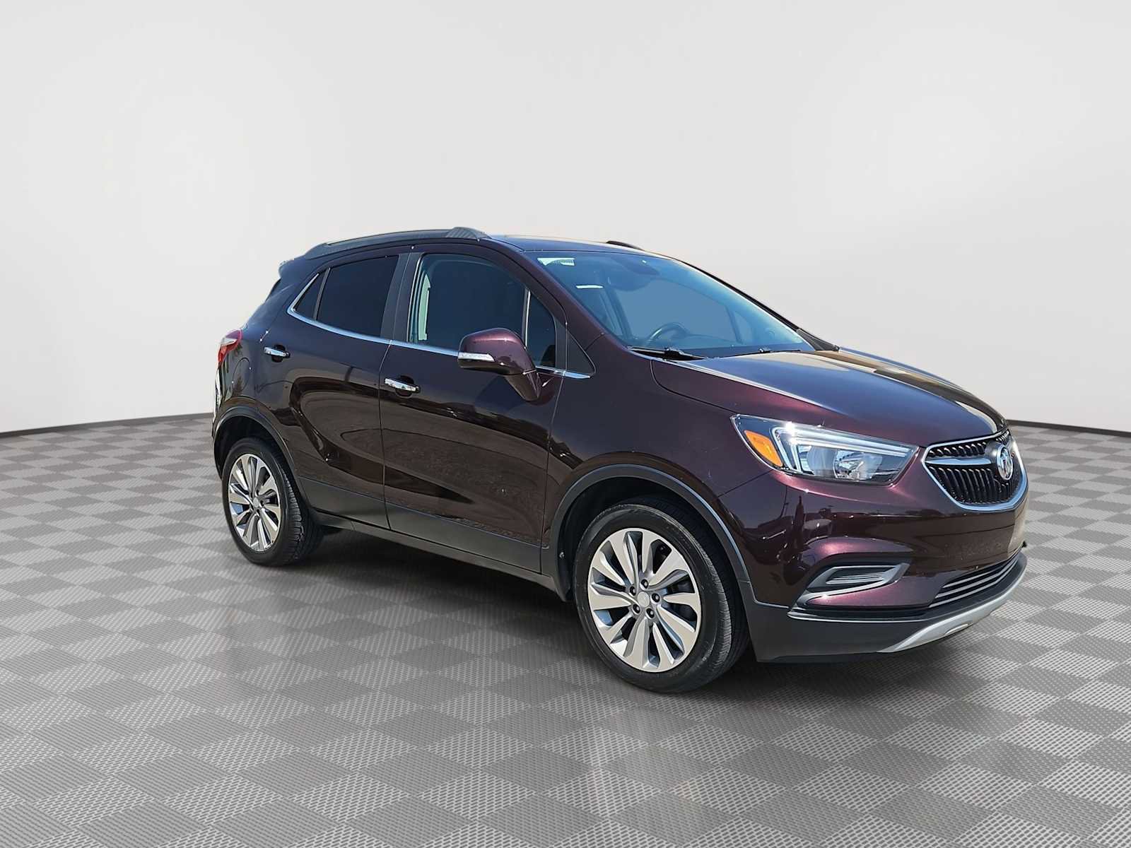 Used 2018 Buick Encore Preferred image 2