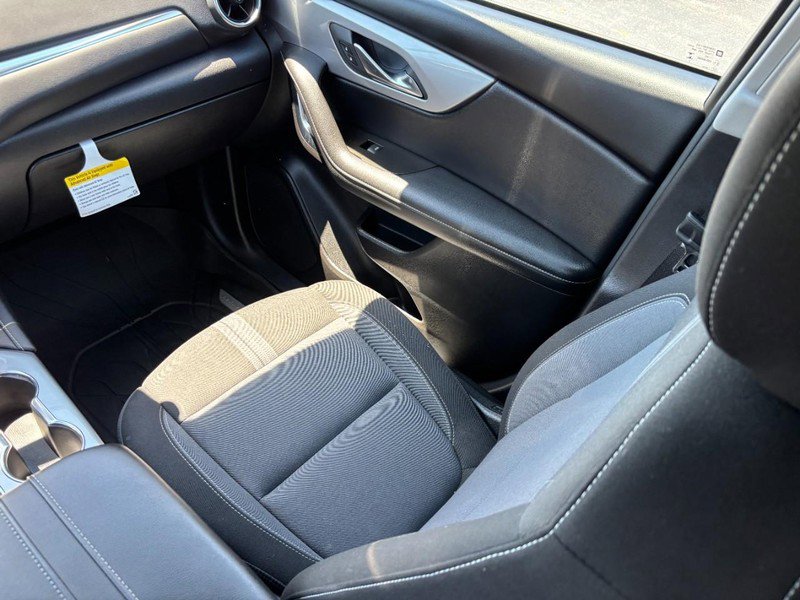 Certified 2024 Chevrolet Blazer LT w/ Convenience Package FWD image 14