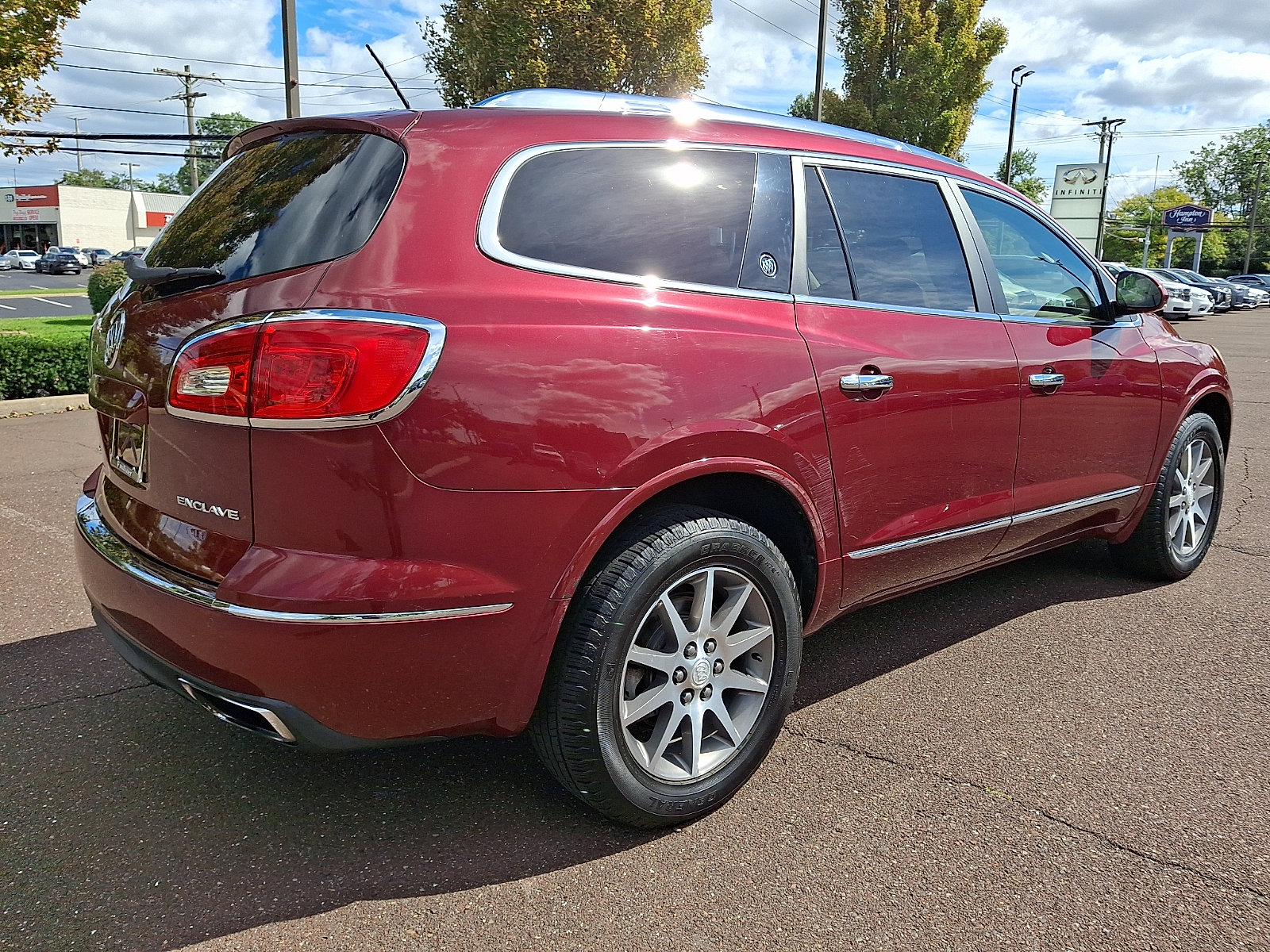 Used 2015 Buick Enclave Leather FWD image 6