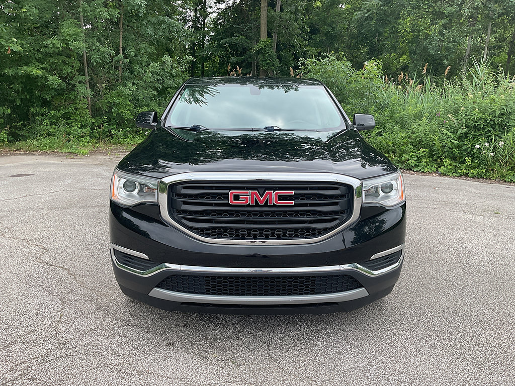 Used 2019 GMC Acadia SLE FWD image 2