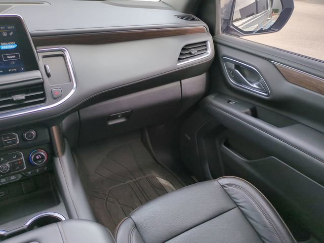 Used 2022 Chevrolet Suburban High Country AWD/4WD image 19