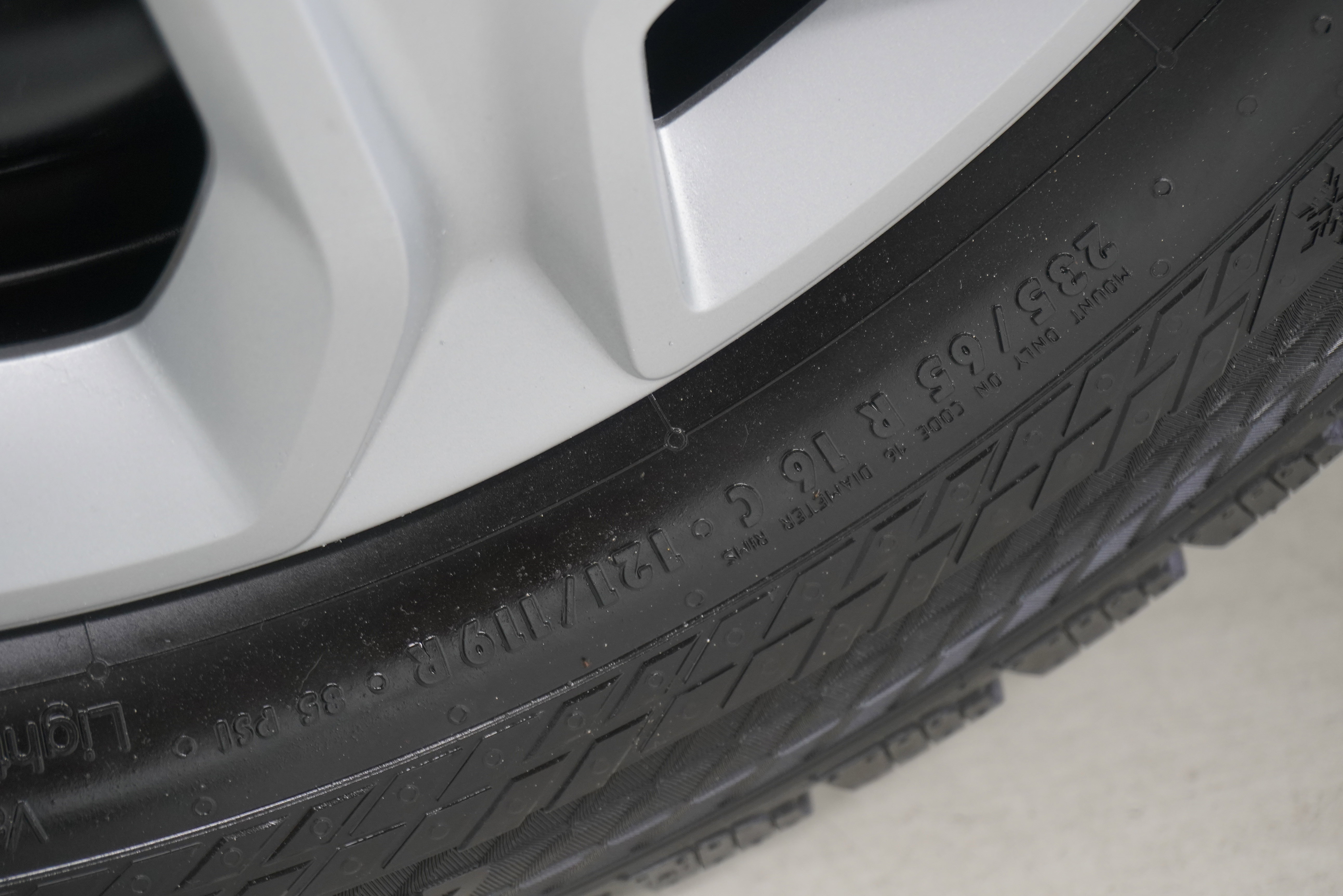 Used 2016 Ford Transit 250 130 Low Roof w/ Exterior Upgrade Package image 22