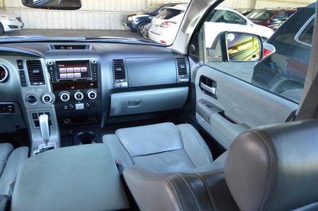 Used 2010 Toyota Sequoia Limited image 57