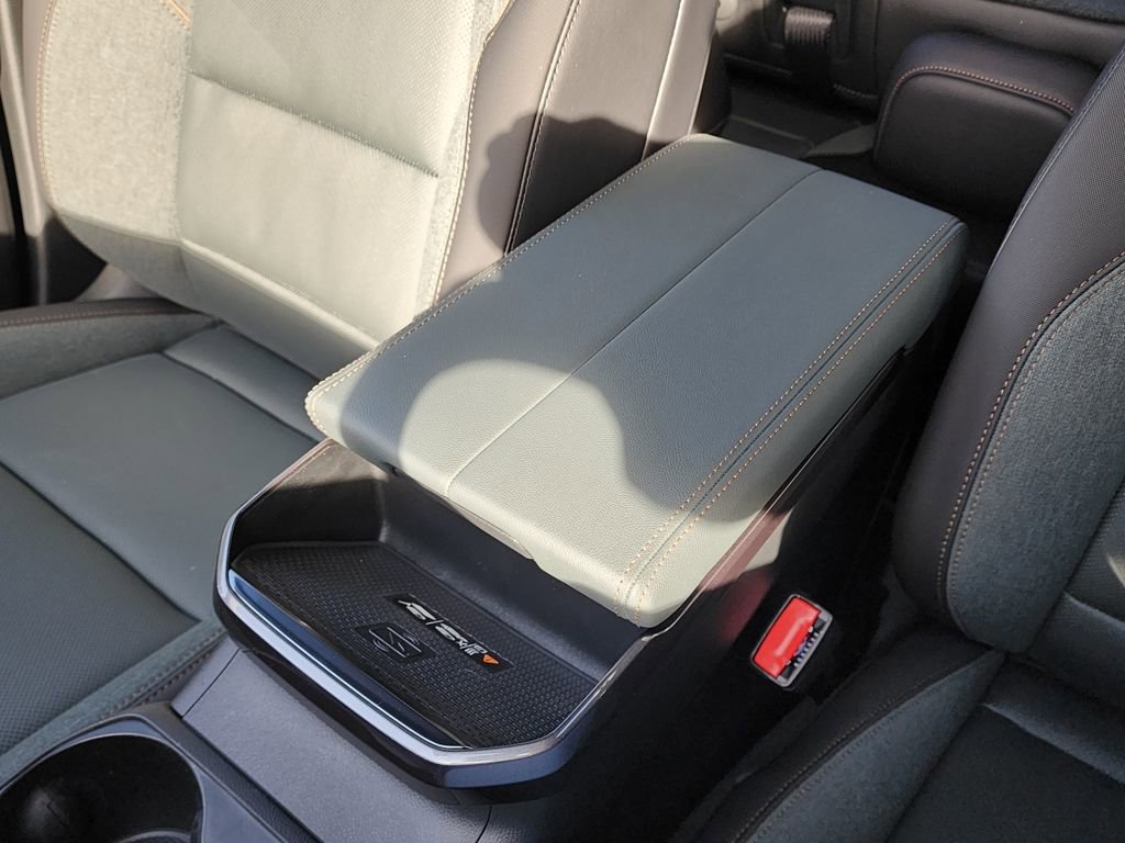 New 2026 GMC Terrain AT4 w/ Convenience Package III image 31