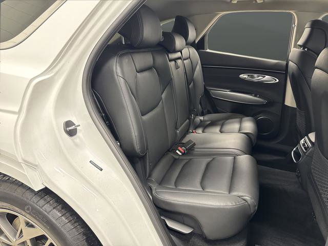 Used 2025 Genesis GV70 2.5T w/ Select Package image 31