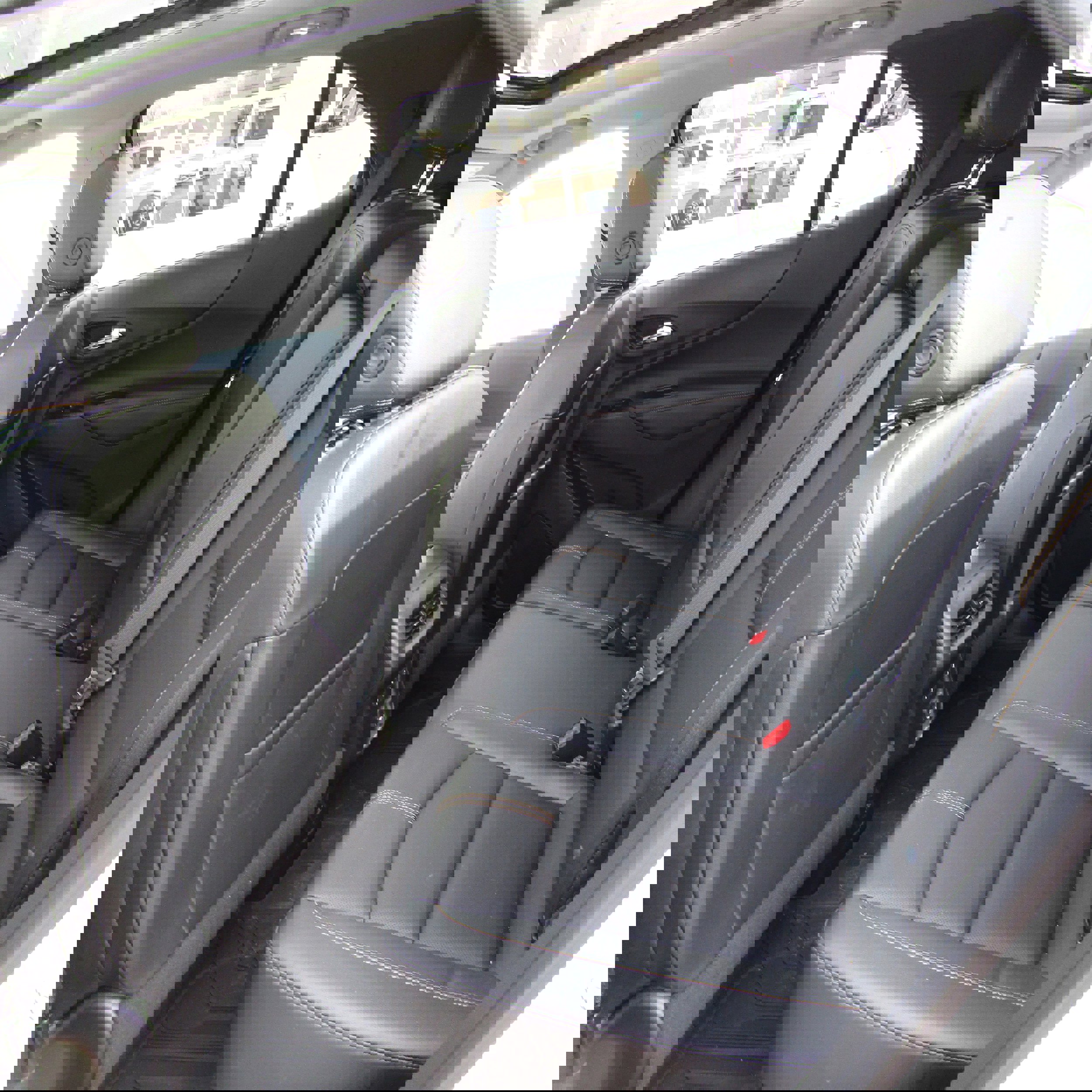 Used 2022 Chevrolet Equinox Premier image 20