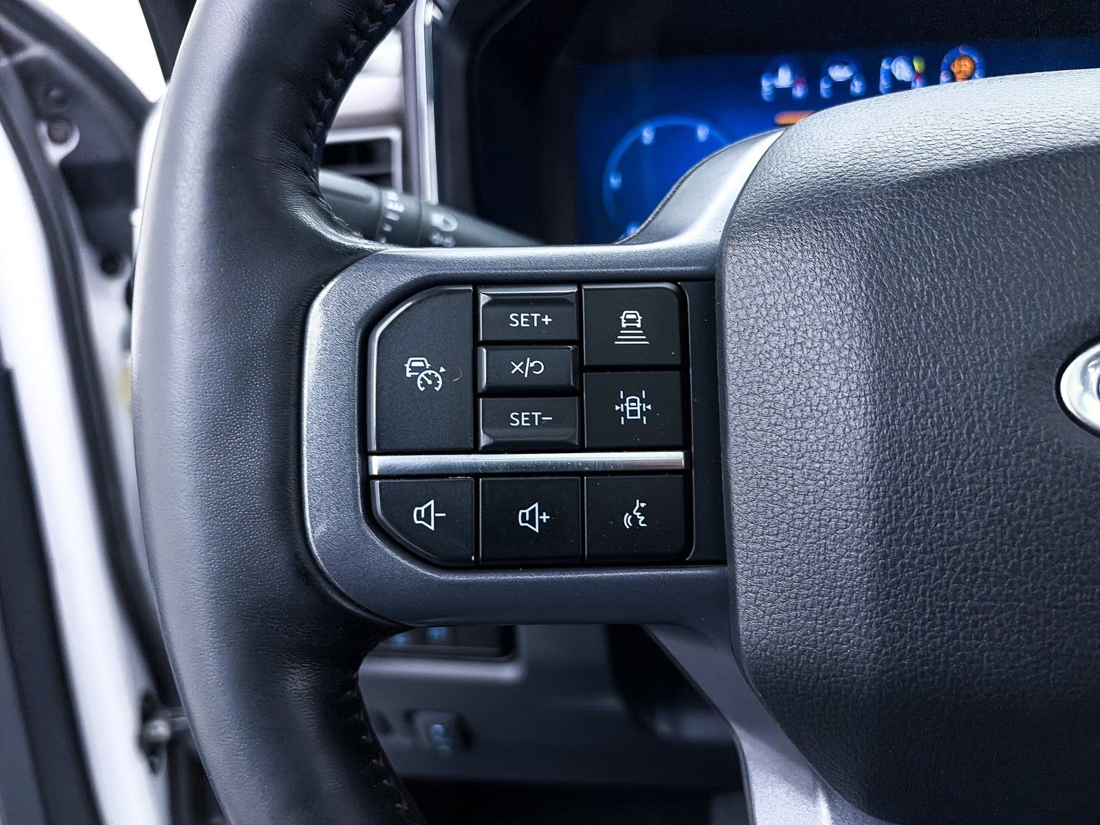 Used 2023 Ford F250 Lariat w/ Lariat Ultimate Package AWD/4WD image 51