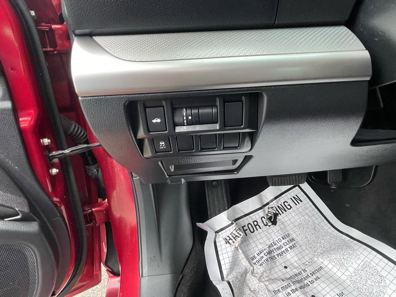 Used 2018 Subaru Legacy 2.5i w/ Alloy Wheel Package AWD/4WD image 12