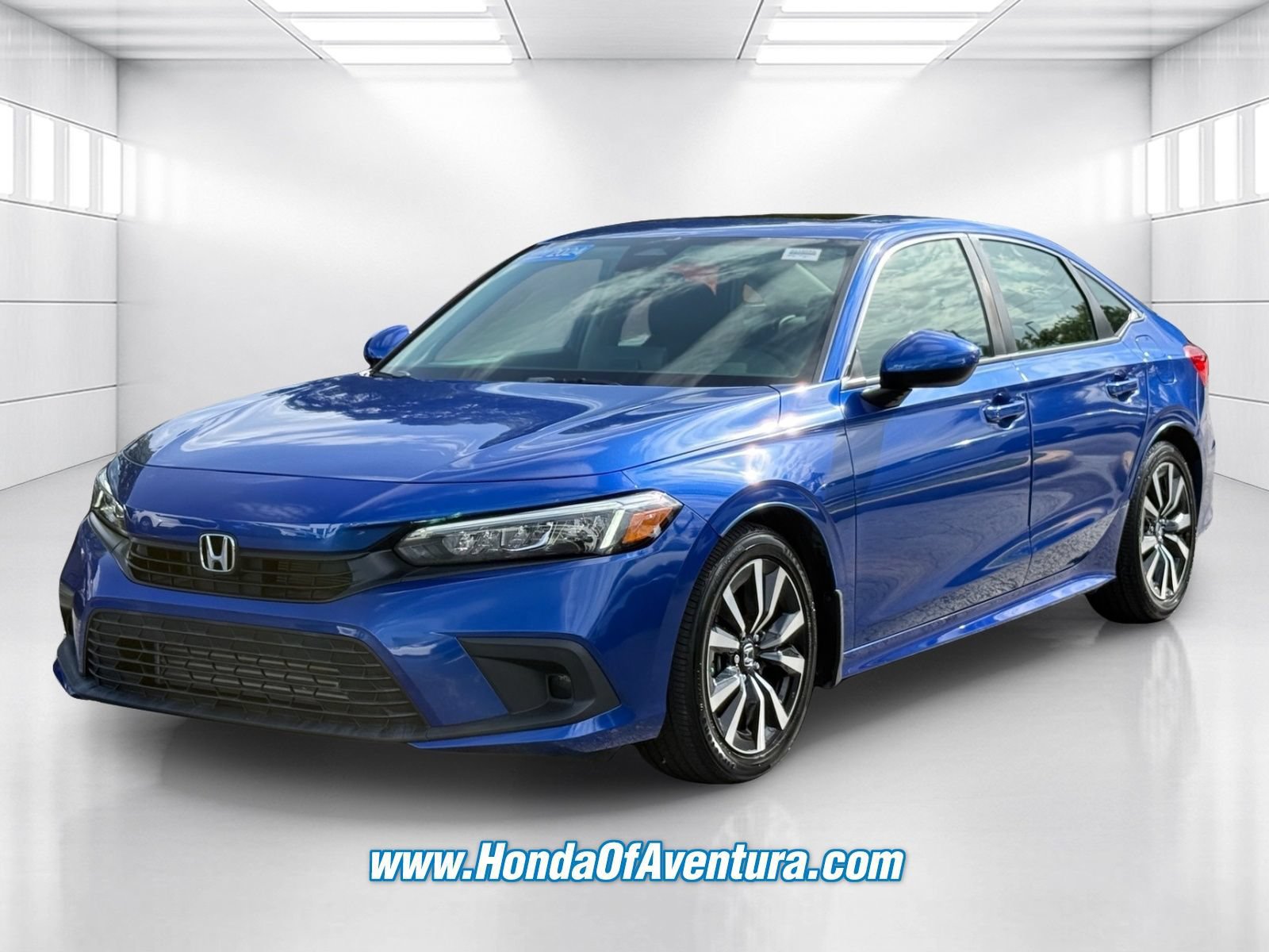 Used 2024 Honda Civic EX image 3