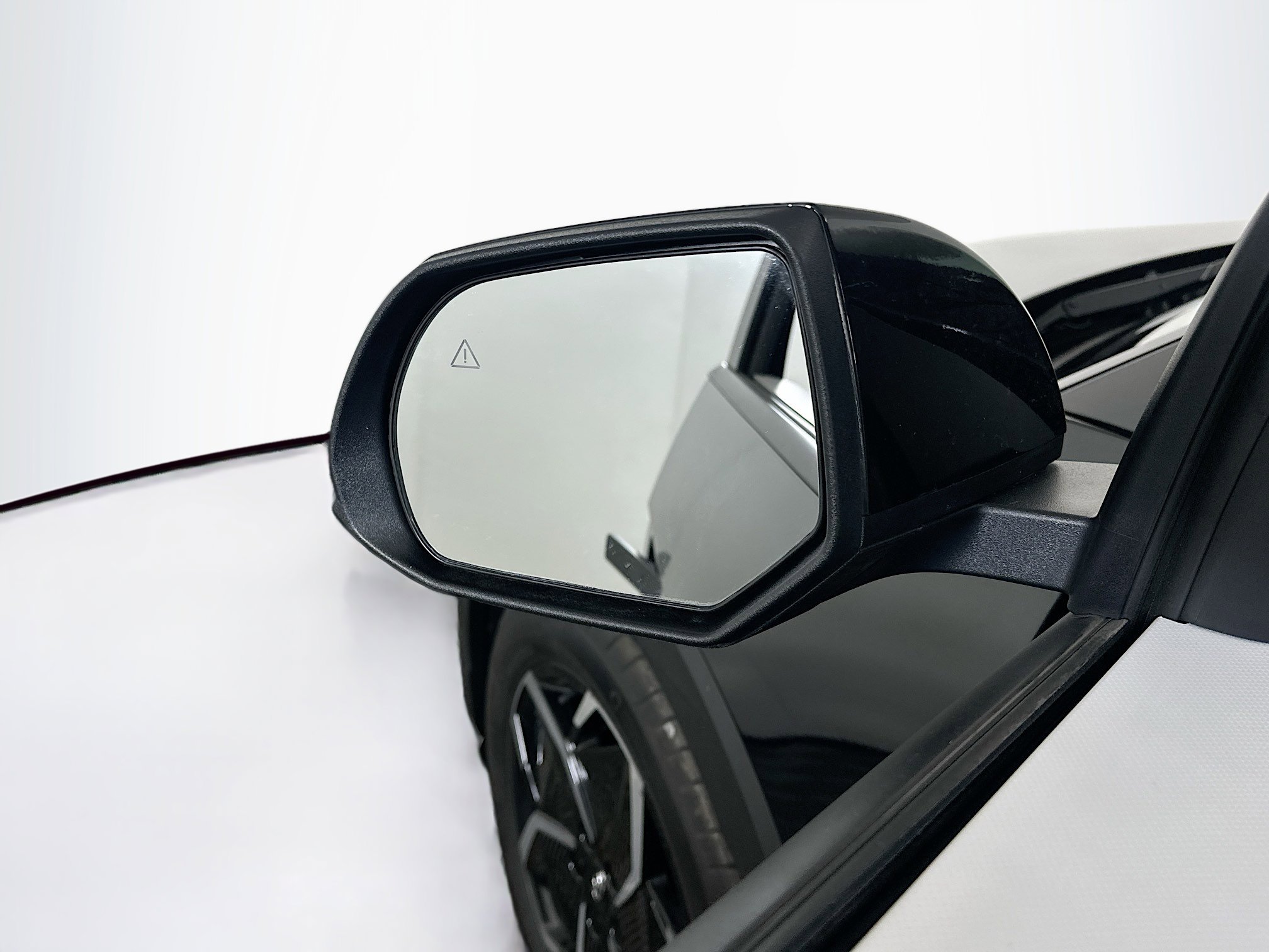 Used 2024 Hyundai Ioniq 5 SE image 16