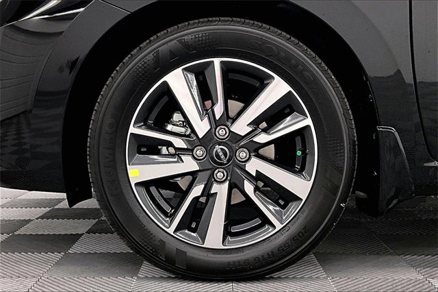 New 2025 Nissan Versa SV w/ Trunk Package image 11