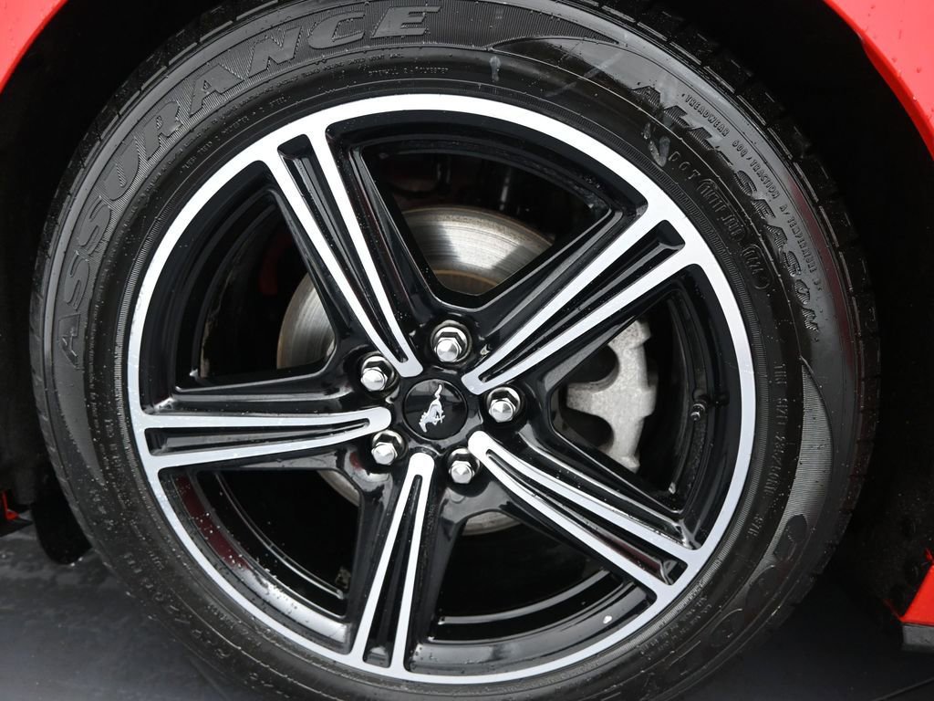Used 2024 Ford Mustang Premium image 39