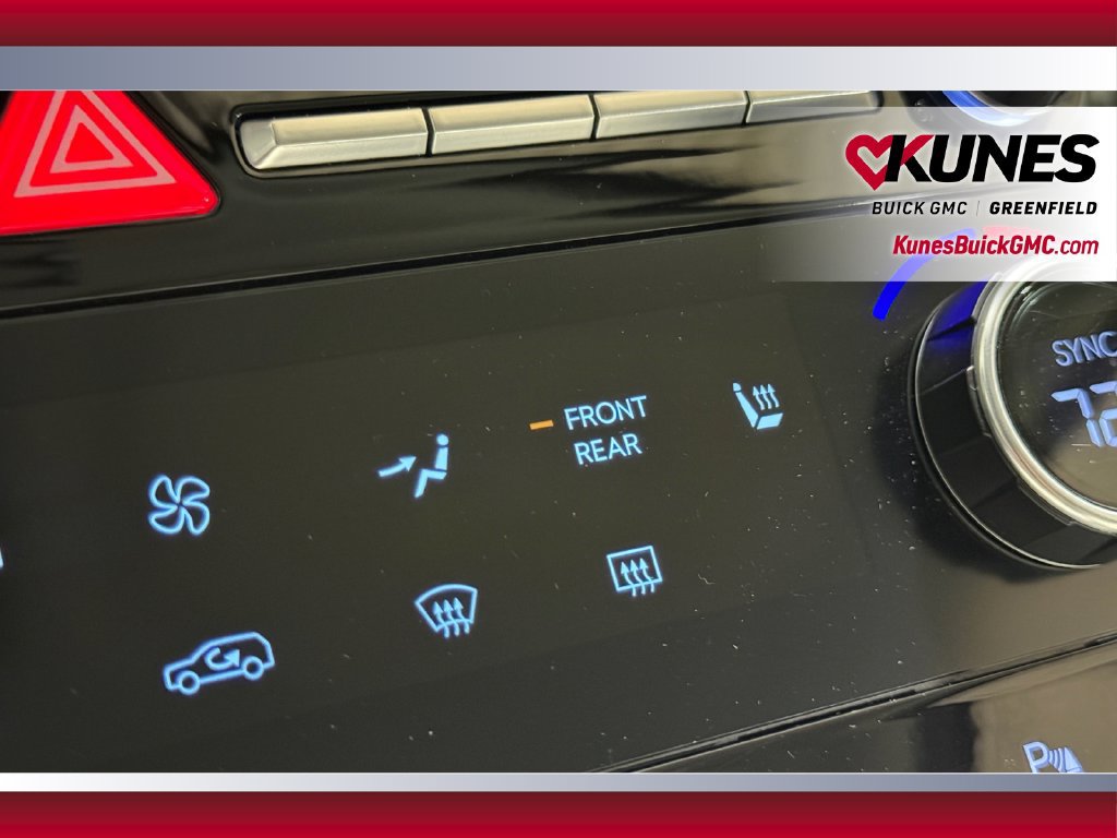 Used 2026 Hyundai Santa Fe SEL FWD image 32