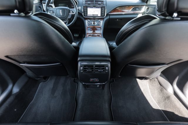 Used 2020 Lincoln Continental AWD w/ Premium Package image 33