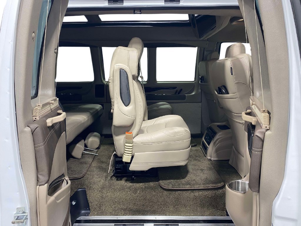 Used 2024 GMC Savana 2500 w/ Driver Convenience Package RWD image 14
