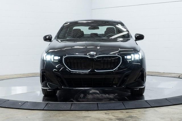 New 2026 BMW 530i xDrive w/ M Sport Package image 7