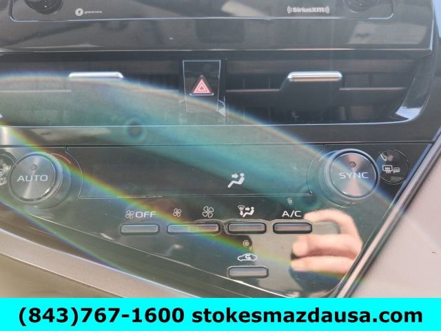 Used 2024 Toyota Camry SE FWD image 31