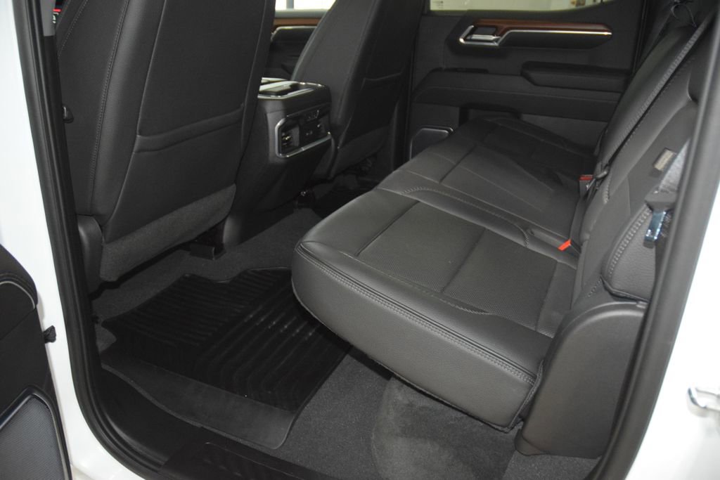 Used 2023 GMC Sierra 1500 Denali w/ Technology Package AWD/4WD image 45
