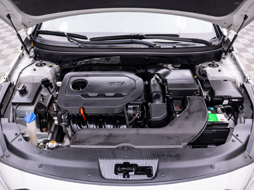Used 2015 Hyundai Sonata Sport w/ Option Group 03 FWD image 30