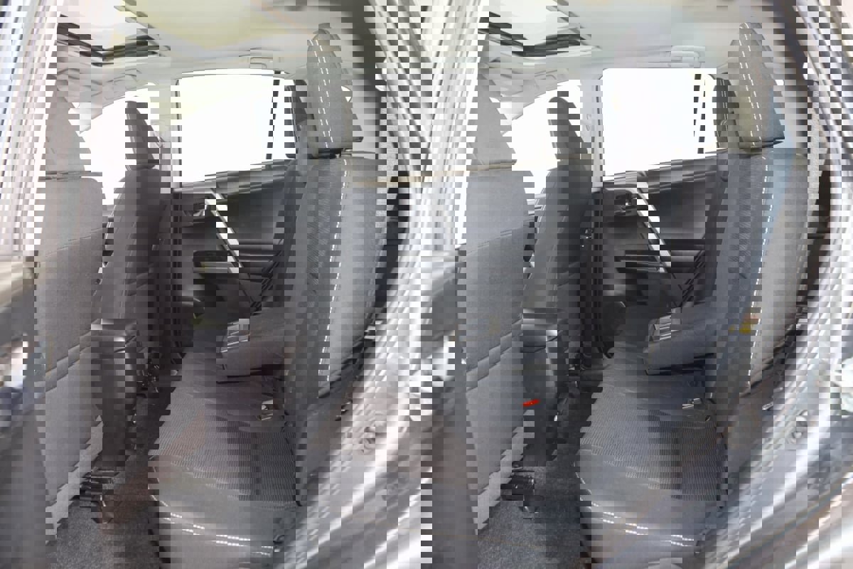 Used 2017 Toyota RAV4 XLE image 41