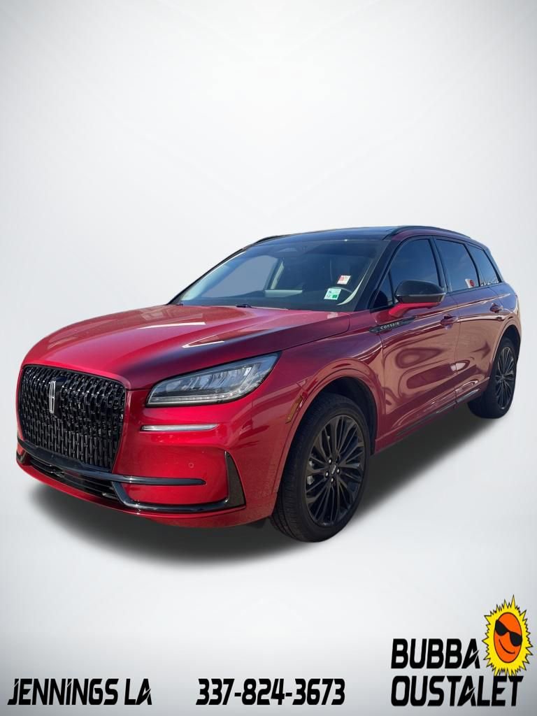 Used 2025 Lincoln Corsair AWD w/ Equipment Group 101A image 1