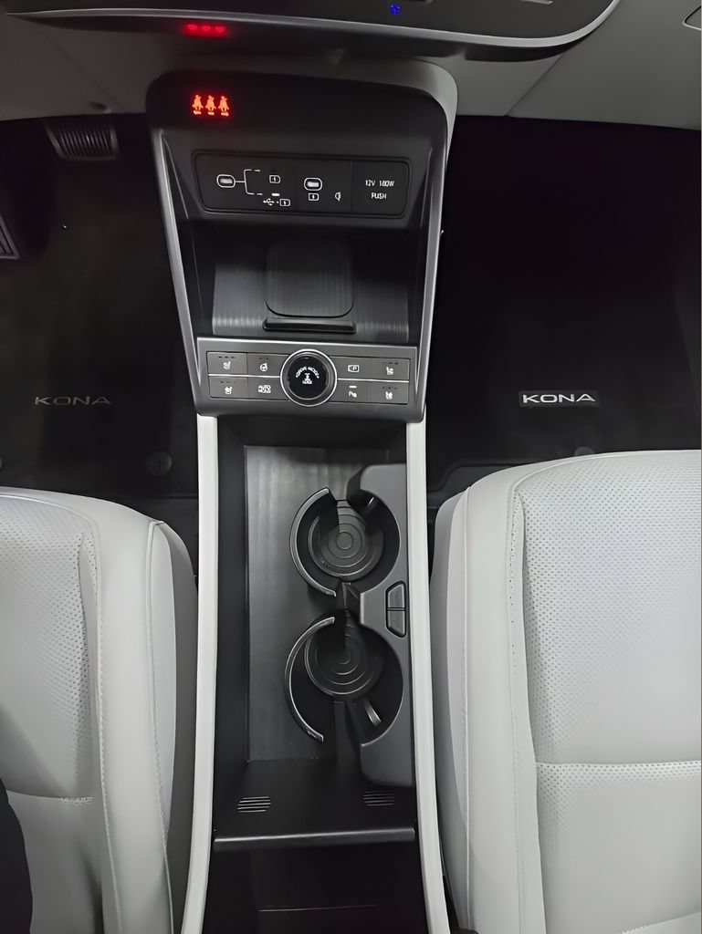 Certified 2024 Hyundai Kona Limited AWD/4WD image 35