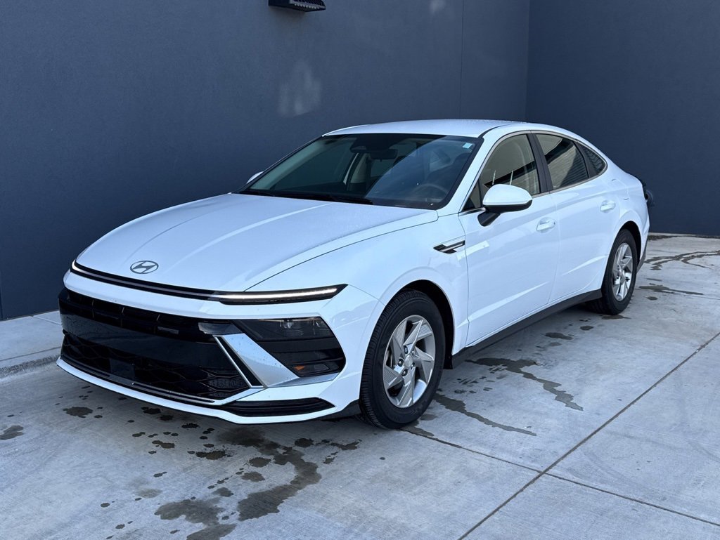 New 2025 Hyundai Sonata SE