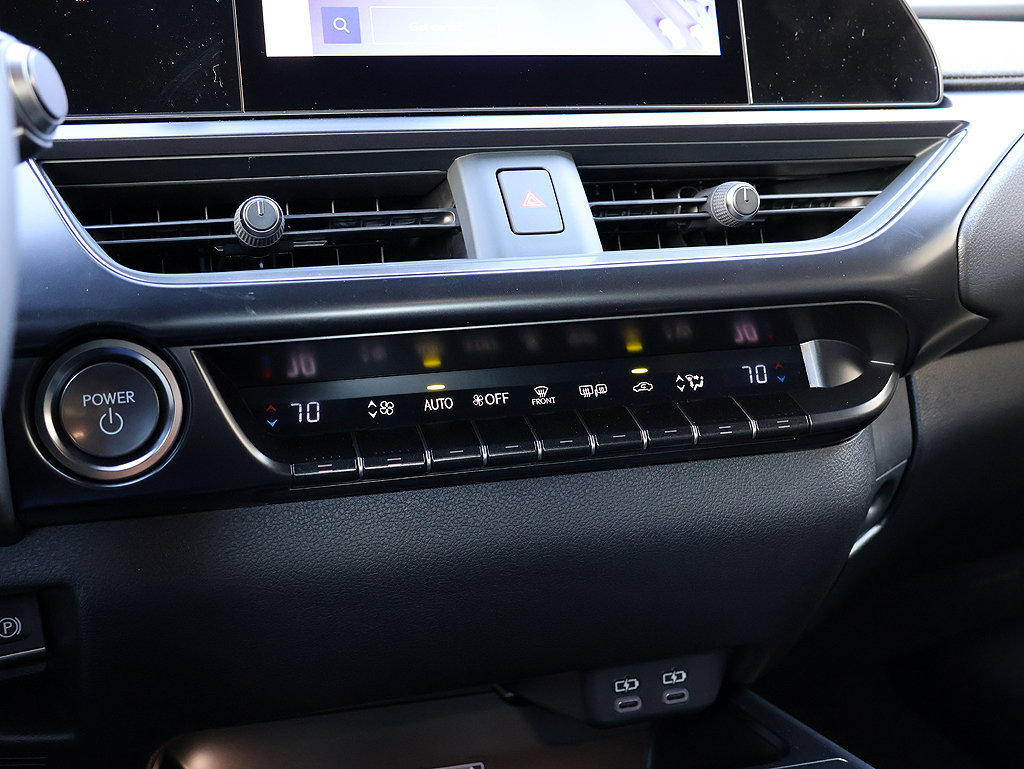 New 2026 Lexus UX 300h AWD w/ Accessory Package (2T) image 23