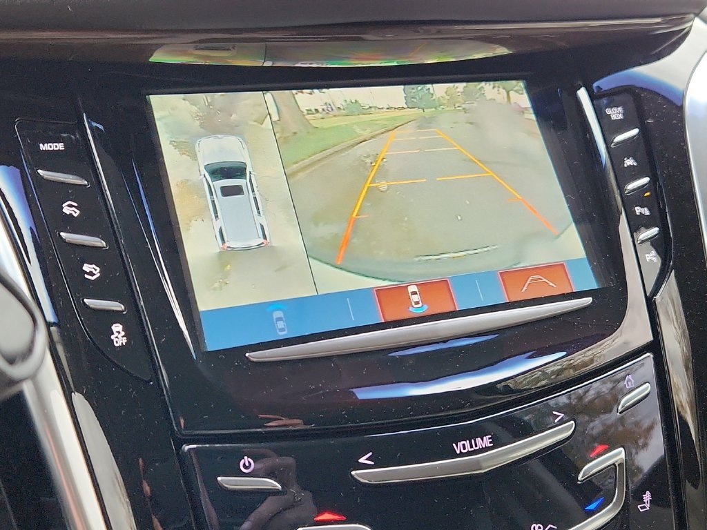 Used 2019 Cadillac Escalade Premium Luxury AWD/4WD image 21