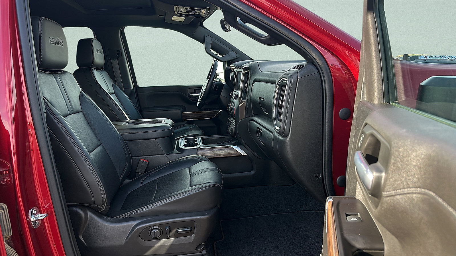Used 2021 Chevrolet Silverado 3500 High Country AWD/4WD image 26