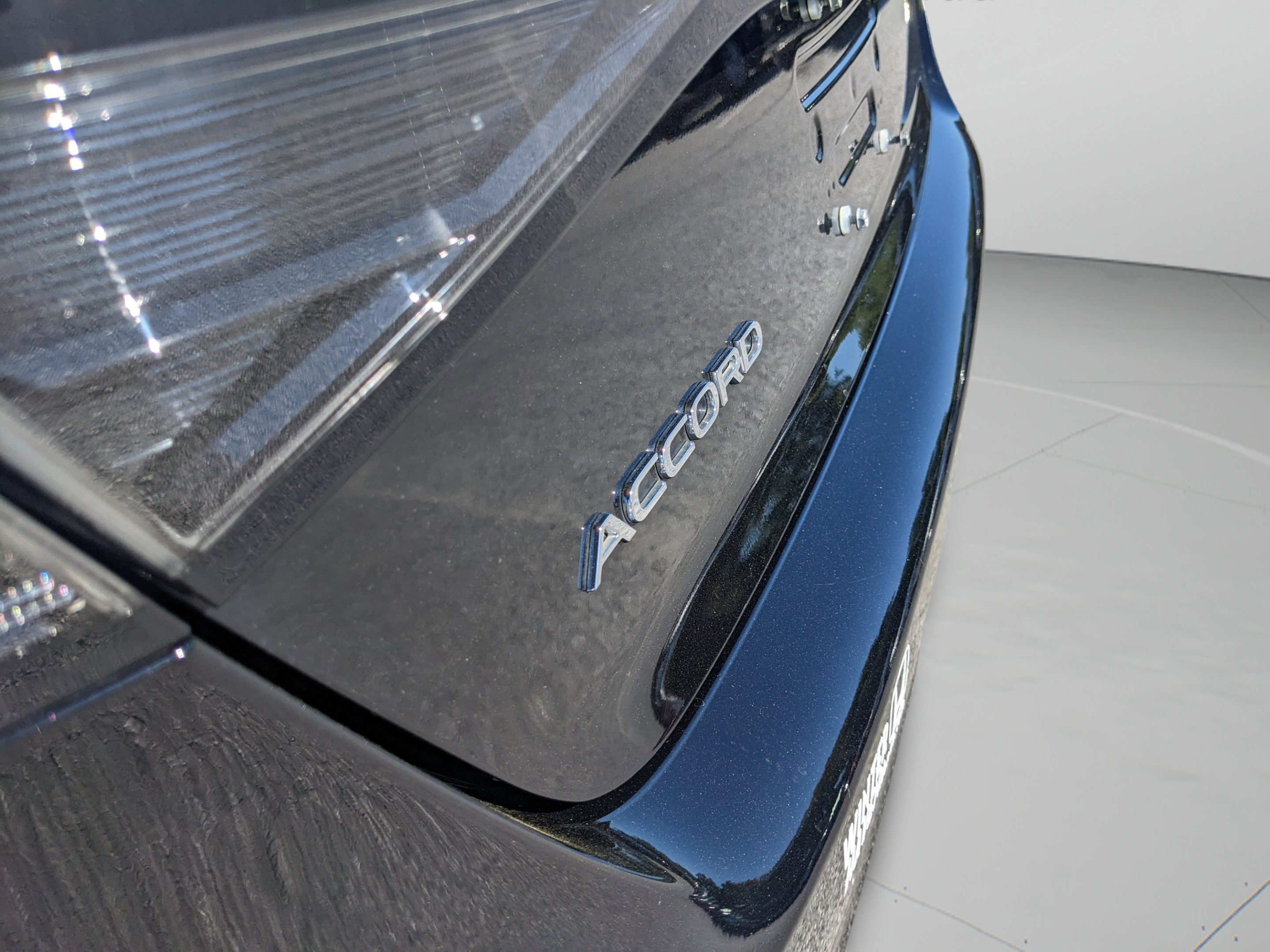 Used 2023 Honda Accord EX image 15