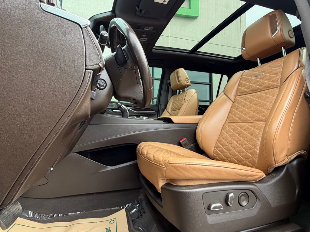 Used 2022 Cadillac Escalade ESV Sport w/ Touring Package AWD/4WD image 9