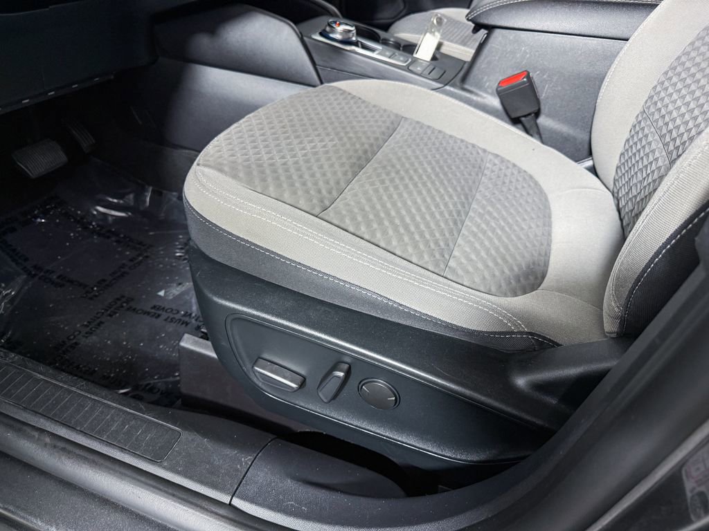 Used 2020 Ford Escape SE AWD/4WD image 31