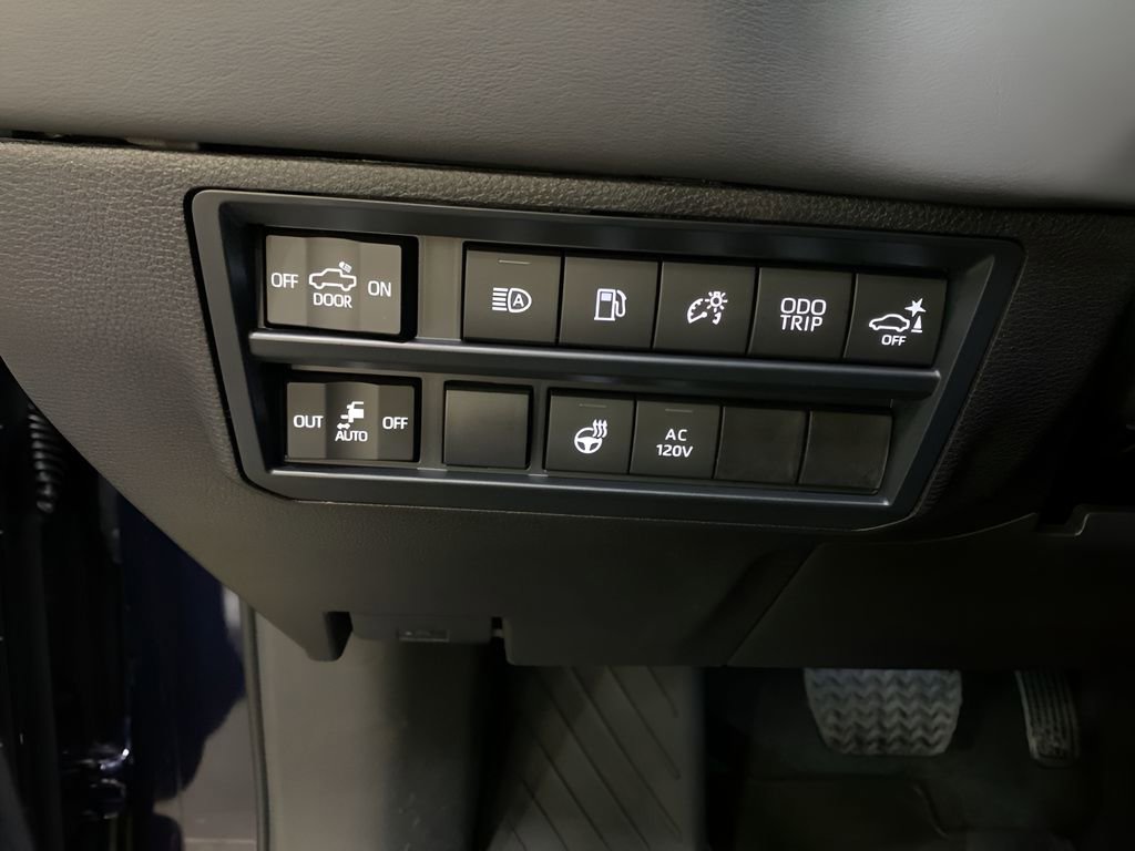 New 2025 Toyota Tundra Platinum image 26