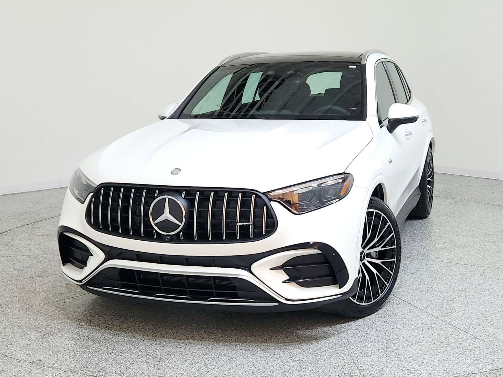New 2026 Mercedes-Benz GLC 43 AMG 4MATIC image 2