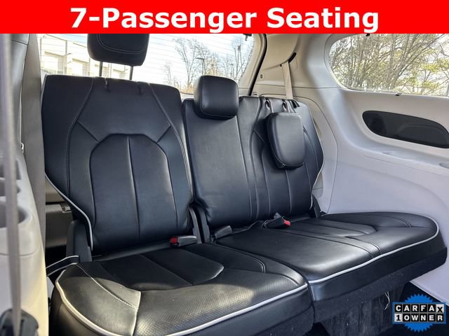 Used 2024 Chrysler Pacifica Limited image 26