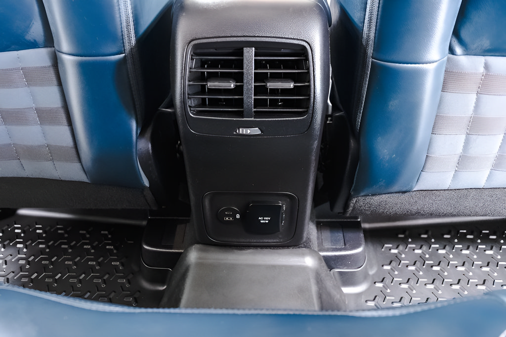 Used 2023 Ford Bronco Sport Outer Banks AWD/4WD image 34
