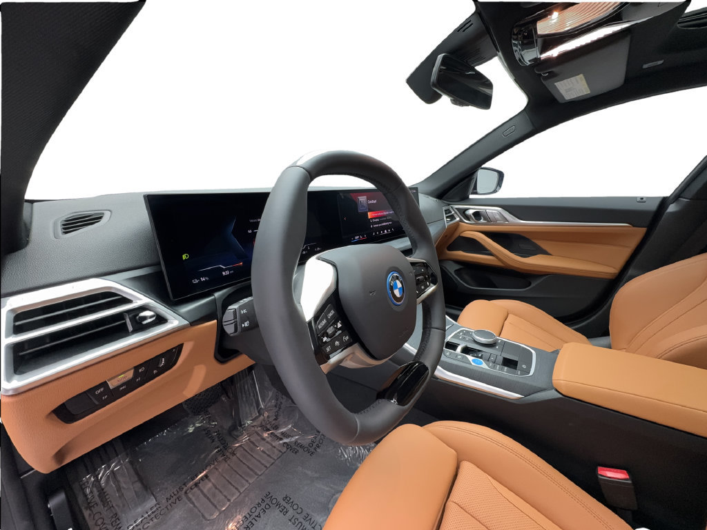 Used 2025 BMW i4 eDrive40 w/ Driving Assistance Package RWD image 23